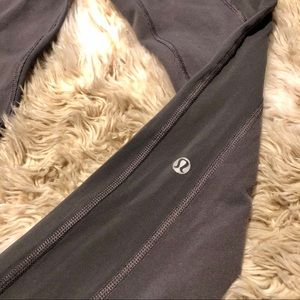 Lululemon Size 2 Grey Full Pant Legging